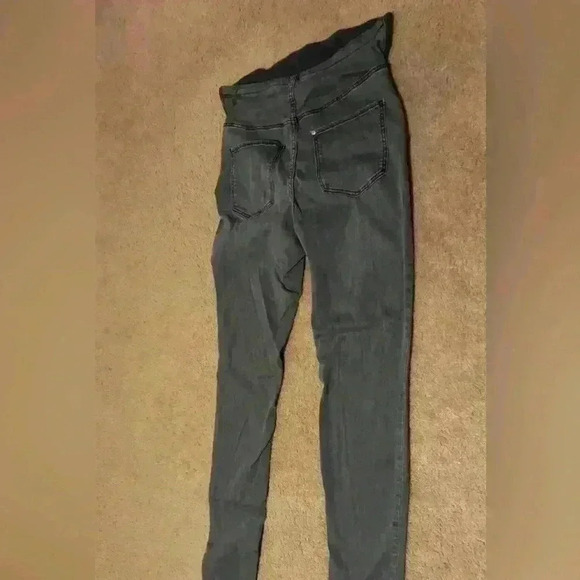 Maternity gray jeans size L - Picture 2 of 3